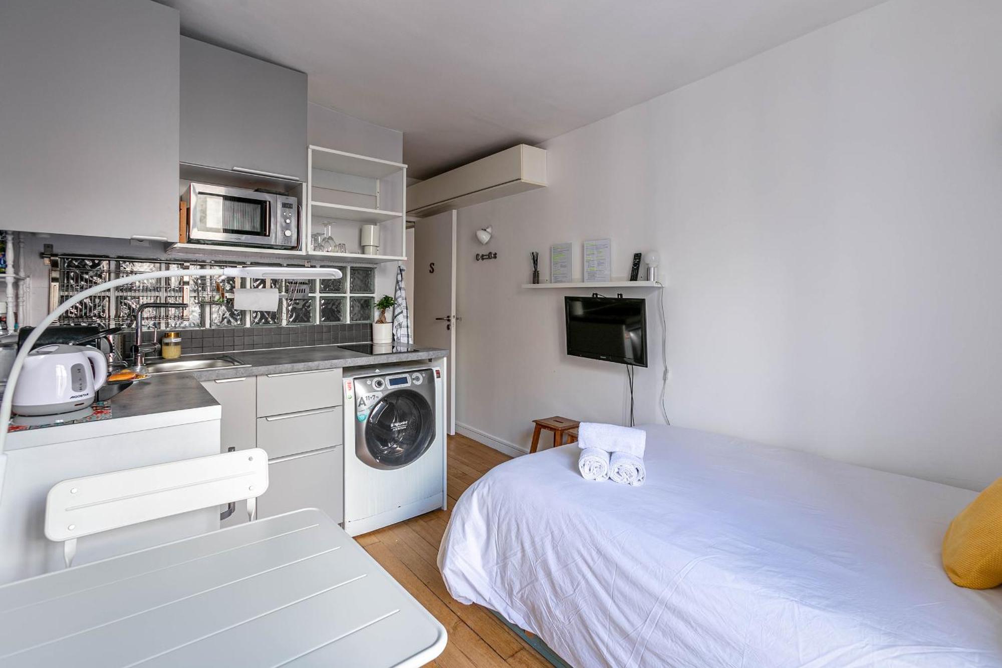Bed & Breakfast Rooftop Views Cosy 2 Bedroom